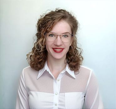 Єфремова Олена